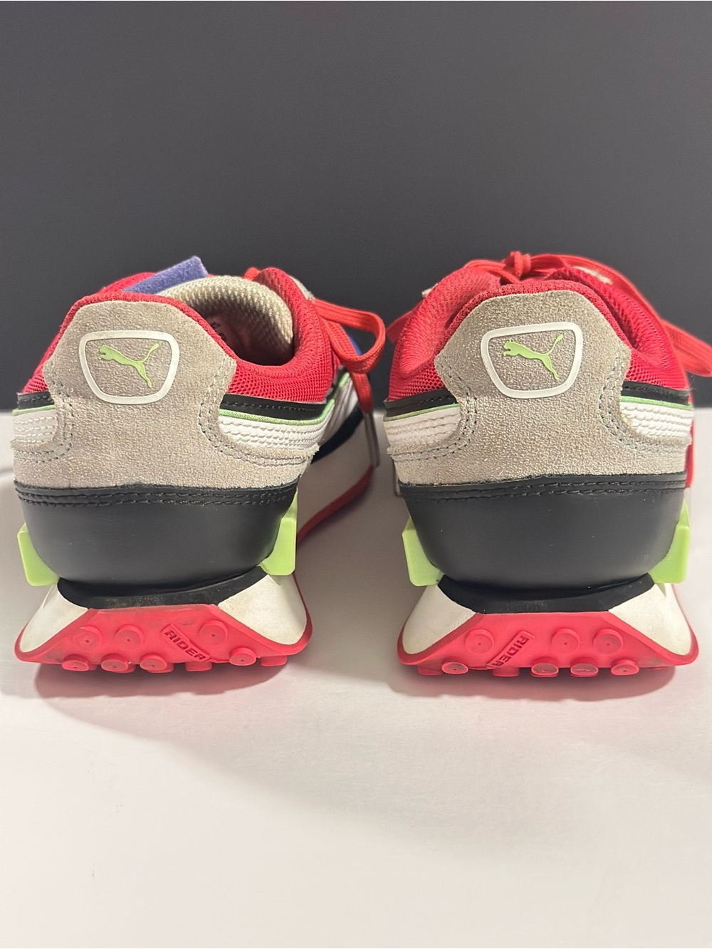 Puma Future Rider Womens Size 8 Red Blue White Gray Rider Foam 381684-01 Preppy - Picture 3 of 11